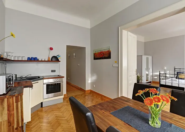 Historic Centre Apartments IV
